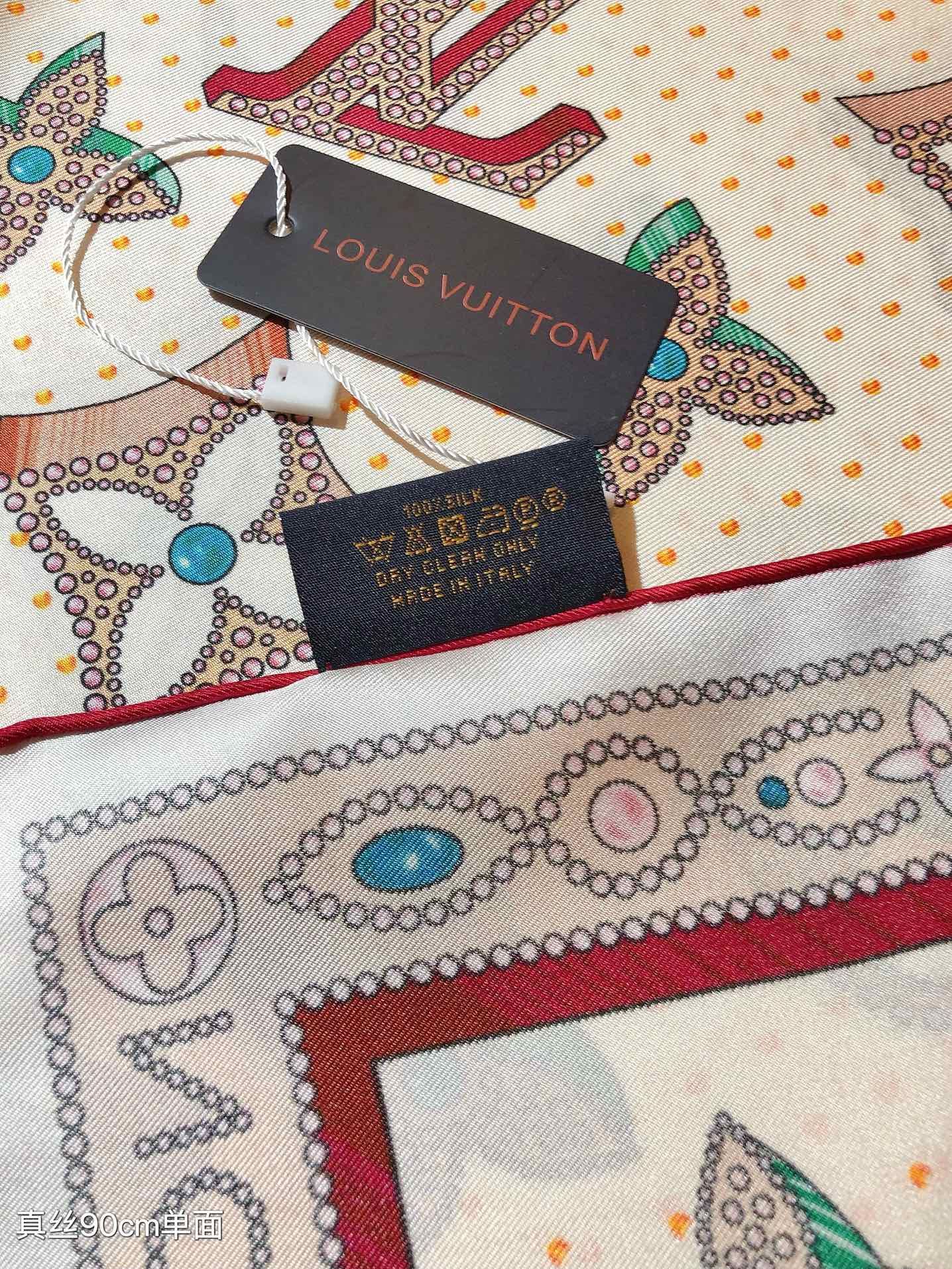 Louis Vuitton Scarf